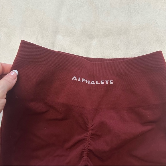 Alphalete amplify burgundy Deep Red booty scrunch Athletic Shorts 51918 - Picture 4 of 7